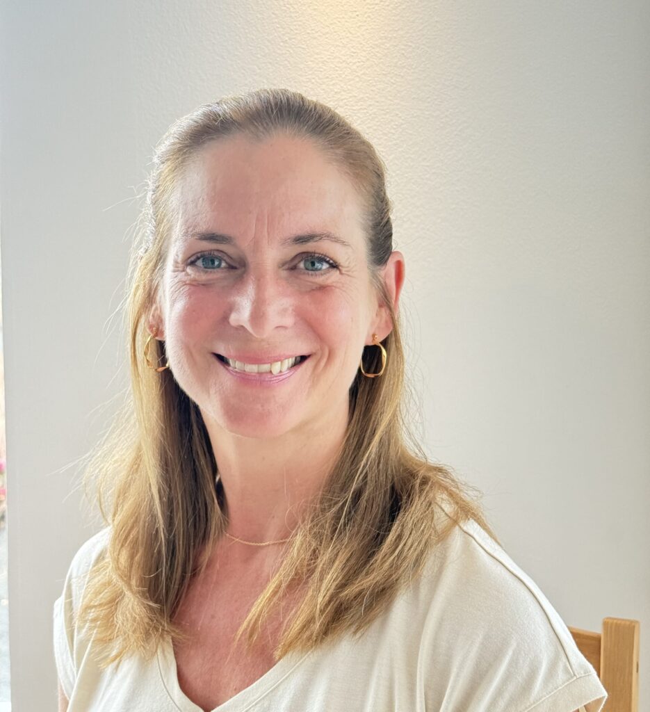 Beate Potraet Lanzarote1 Scaled E1768815720817 935x1024